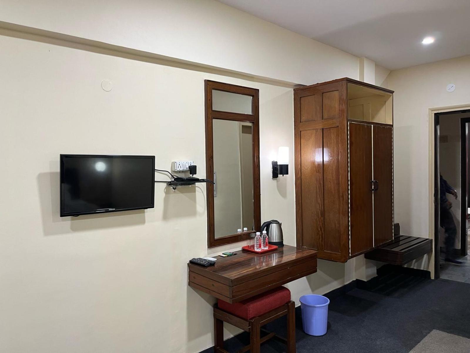 Gautam Hotel Varanasi Luaran gambar