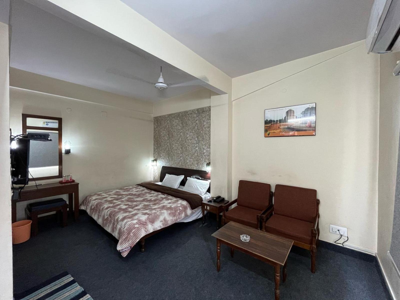 Gautam Hotel Varanasi Luaran gambar