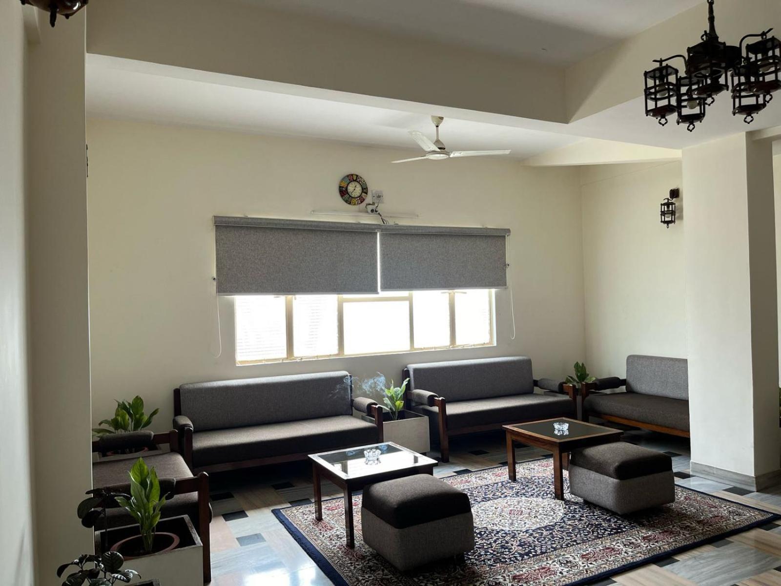 Gautam Hotel Varanasi Luaran gambar