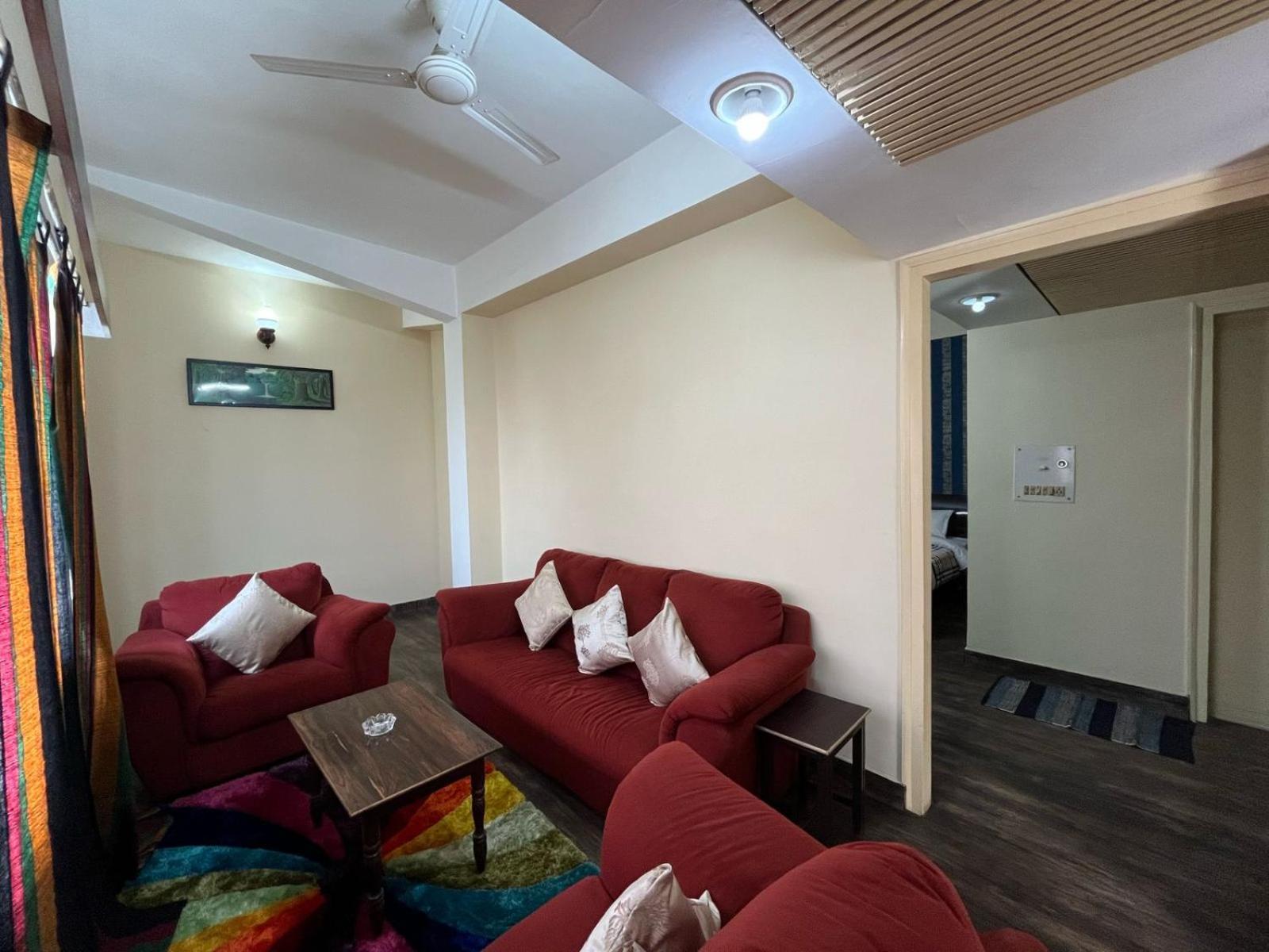 Gautam Hotel Varanasi Luaran gambar