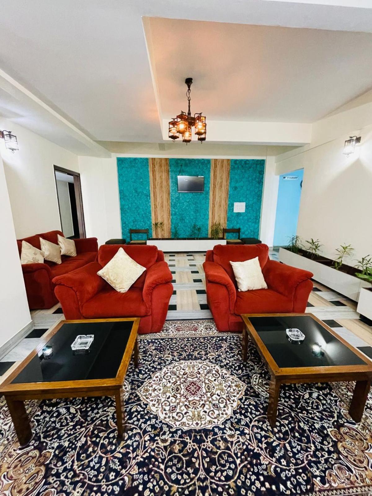 Gautam Hotel Varanasi Luaran gambar