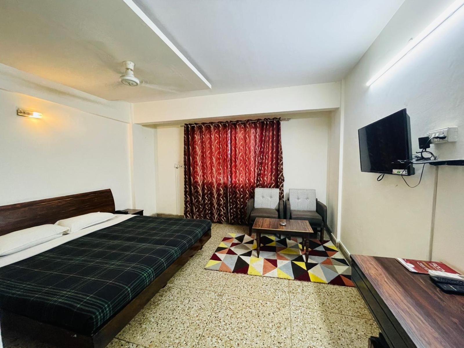 Gautam Hotel Varanasi Luaran gambar