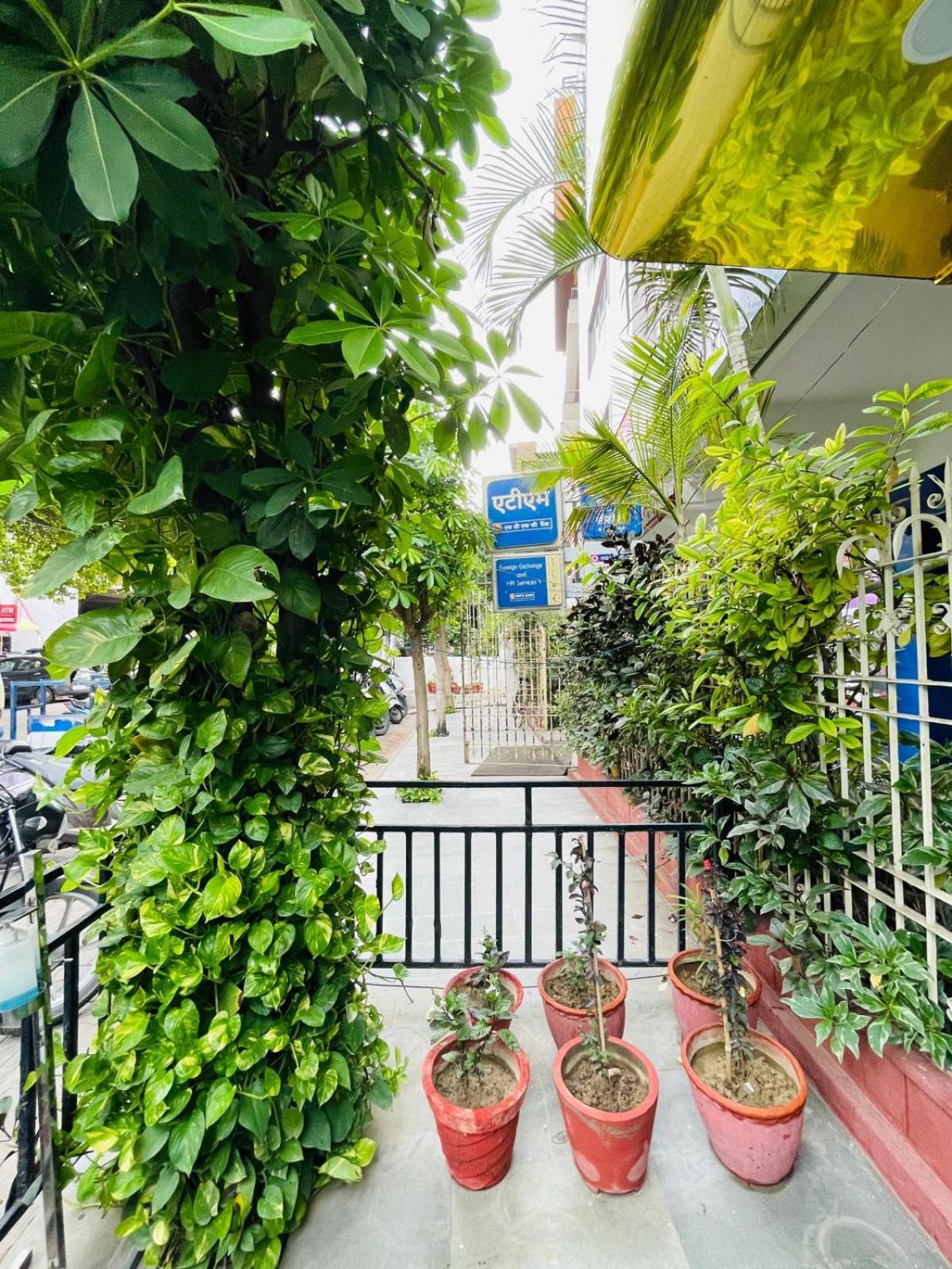 Gautam Hotel Varanasi Luaran gambar