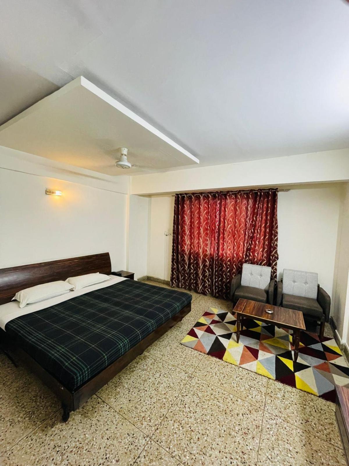 Gautam Hotel Varanasi Luaran gambar