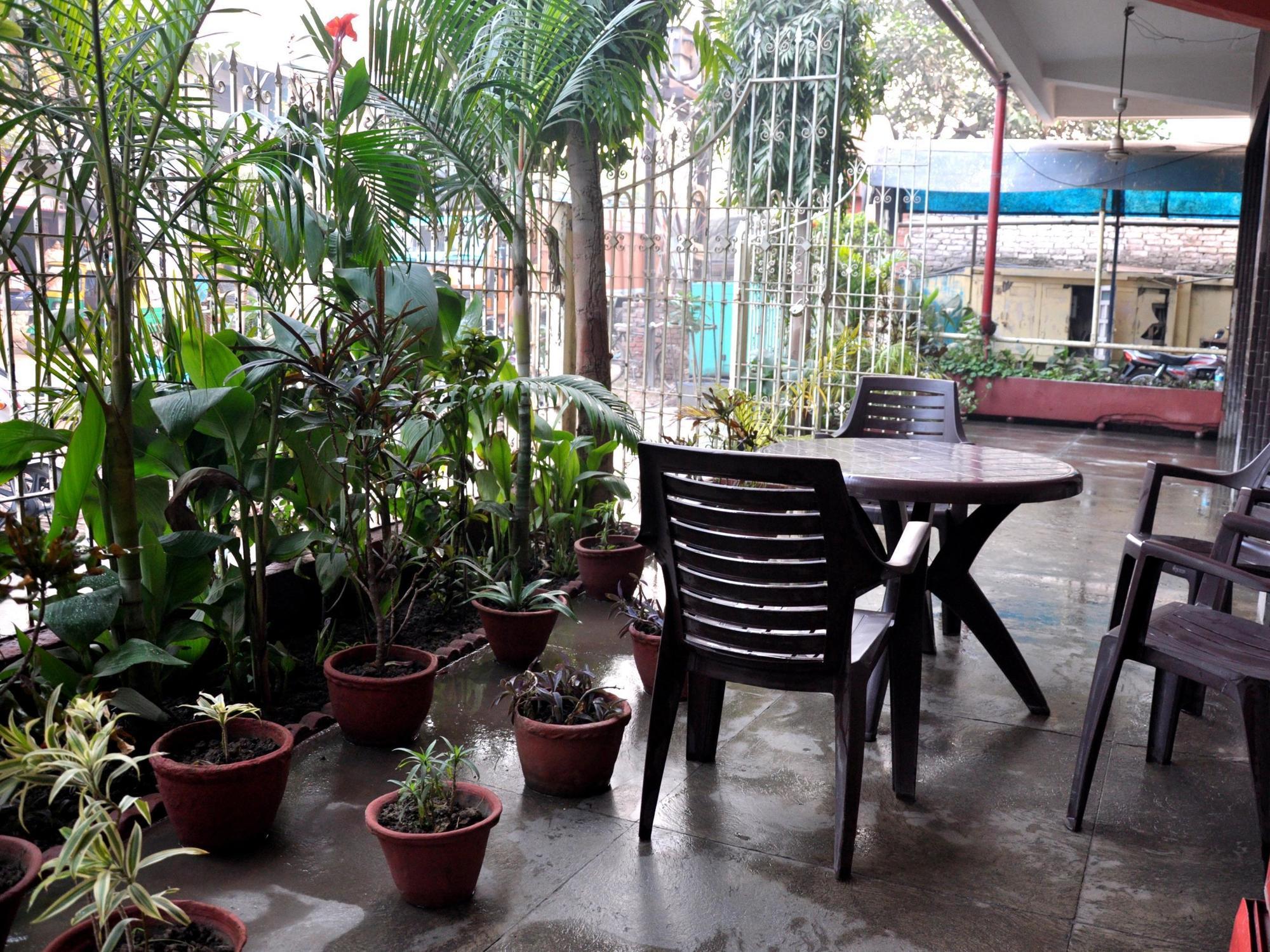 Gautam Hotel Varanasi Luaran gambar