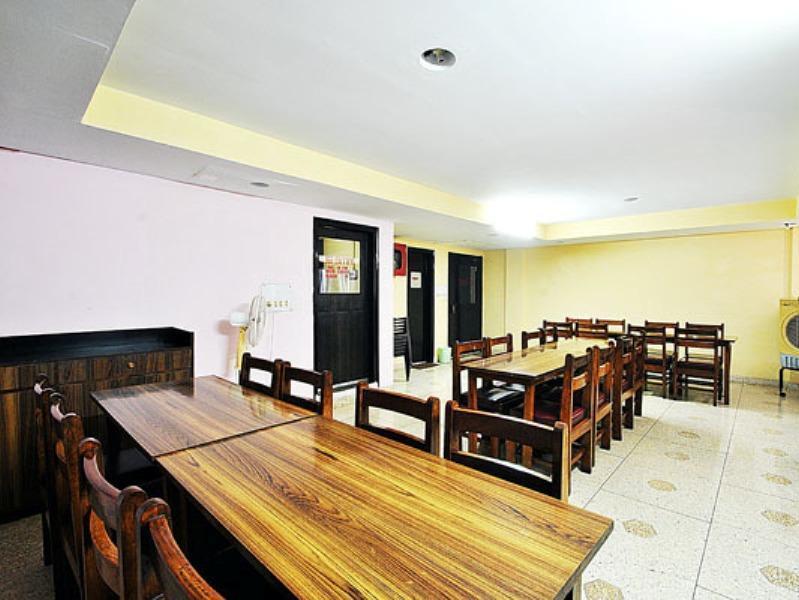 Gautam Hotel Varanasi Luaran gambar